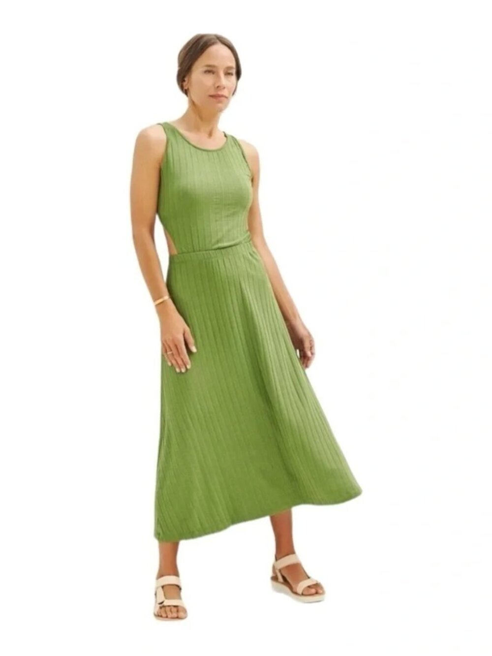 Amour Vert Kelly Ribbed Dress in Pear, Size Medium/Large